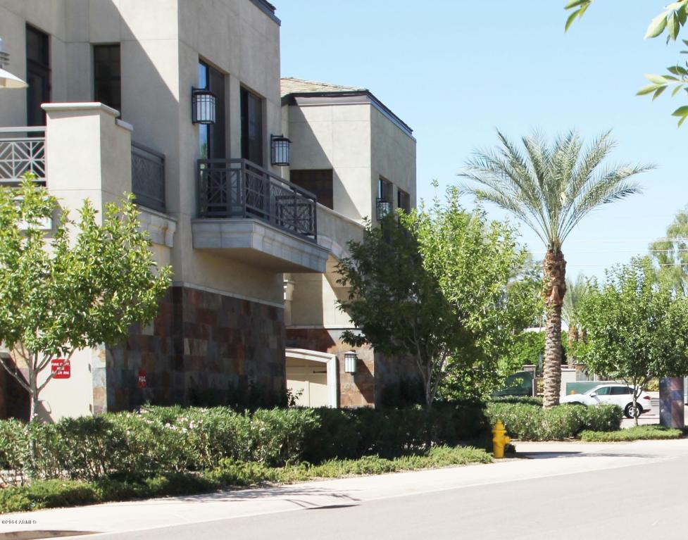 2 BILTMORE Estate E, Phoenix, AZ 85016 - Photo 1
