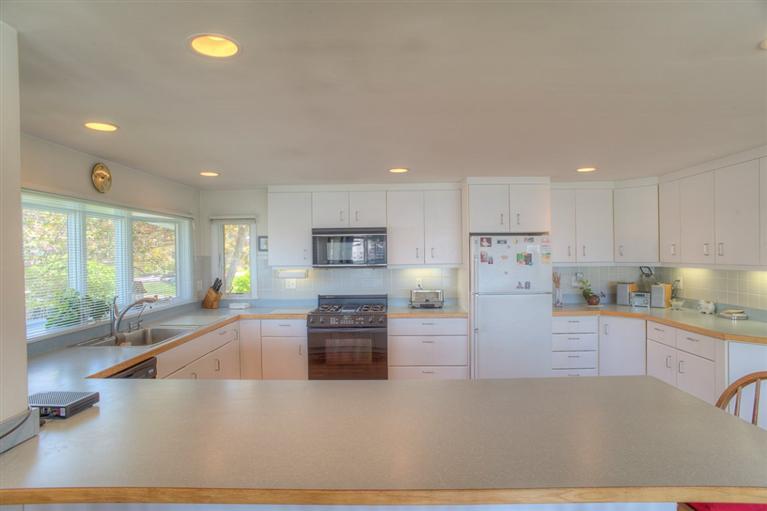 166 Bay Shore Rd, Hyannis, MA 02601 - Photo 24