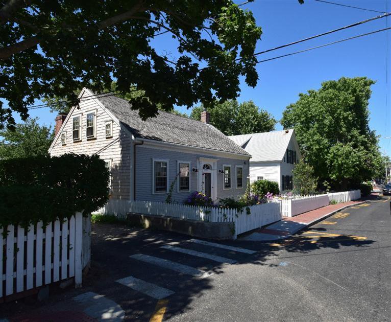 66 Commercial Ave, Provincetown, MA 02657 - Photo 15