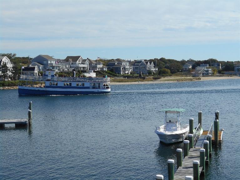 20 Bay Shore Rd, Hyannis, MA 02601 - Photo 4