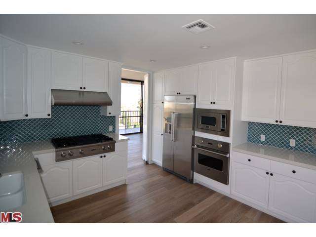 211 South SPALDING Drive, Beverly Hills, CA 90212 - Photo 13