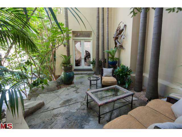 2539 BENEDICT CANYON Drive, Beverly Hills, CA 90210 - Photo 33