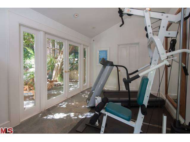 2539 BENEDICT CANYON Drive, Beverly Hills, CA 90210 - Photo 47