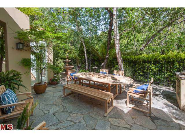 2539 BENEDICT CANYON Drive, Beverly Hills, CA 90210 - Photo 48