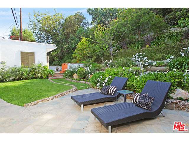 2211 SAN YSIDRO Drive, Beverly Hills, CA 90210 - Photo 31