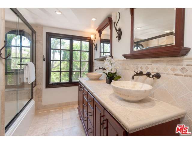 1328 BEVERLY GROVE Place, Beverly Hills, CA 90210 - Photo 11
