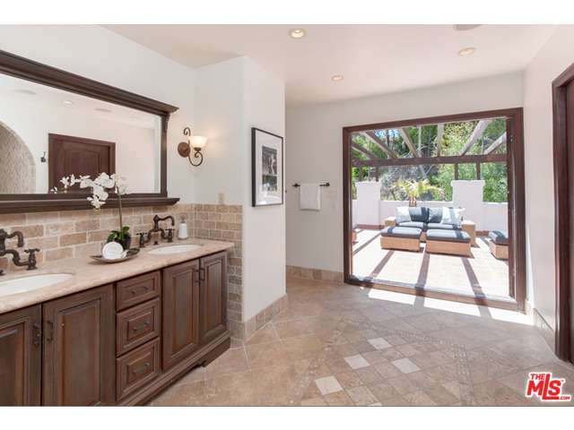 1328 BEVERLY GROVE Place, Beverly Hills, CA 90210 - Photo 17