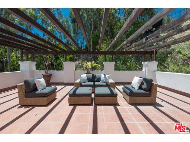 1328 BEVERLY GROVE Place, Beverly Hills, CA 90210 - Photo 20