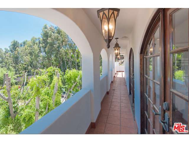 1328 BEVERLY GROVE Place, Beverly Hills, CA 90210 - Photo 25