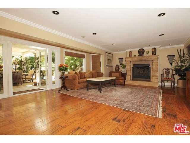 9654 WENDOVER Drive, Beverly Hills, CA 90210 - Photo 11