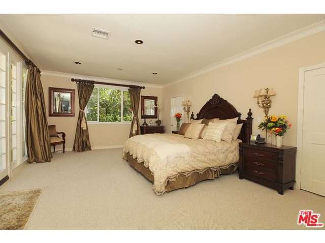 9654 WENDOVER Drive, Beverly Hills, CA 90210 - Photo 19