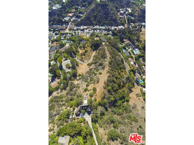 2545 BOWMONT Drive, Beverly Hills, CA 90210 - Photo 31