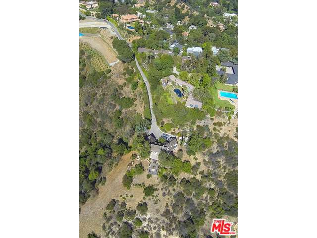 2545 BOWMONT Drive, Beverly Hills, CA 90210 - Photo 5