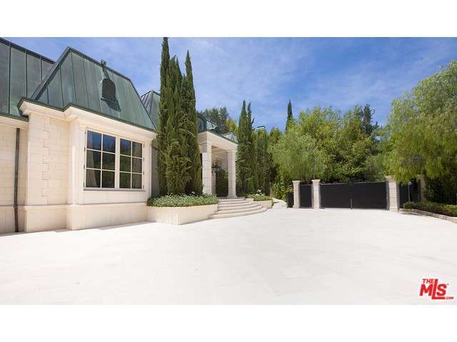 141 MONOVALE Drive, Beverly Hills, CA 90210 - Photo 1