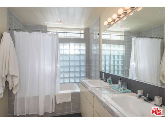 515 WESTMOUNT Drive, West Hollywood, CA 90048 - Photo 14