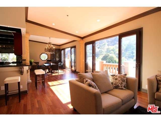 1754 FRANKLIN CANYON Drive, Beverly Hills, CA 90210 - Photo 11