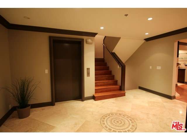 1754 FRANKLIN CANYON Drive, Beverly Hills, CA 90210 - Photo 4