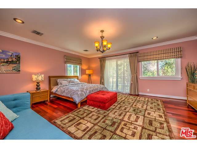 2328 BENEDICT CANYON Drive, Beverly Hills, CA 90210 - Photo 15