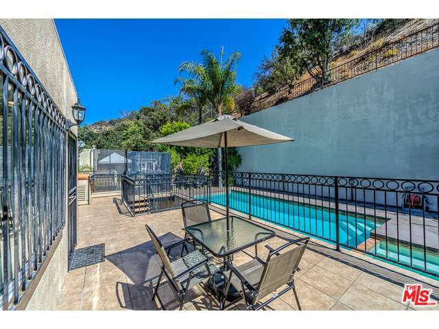 2328 BENEDICT CANYON Drive, Beverly Hills, CA 90210 - Photo 28