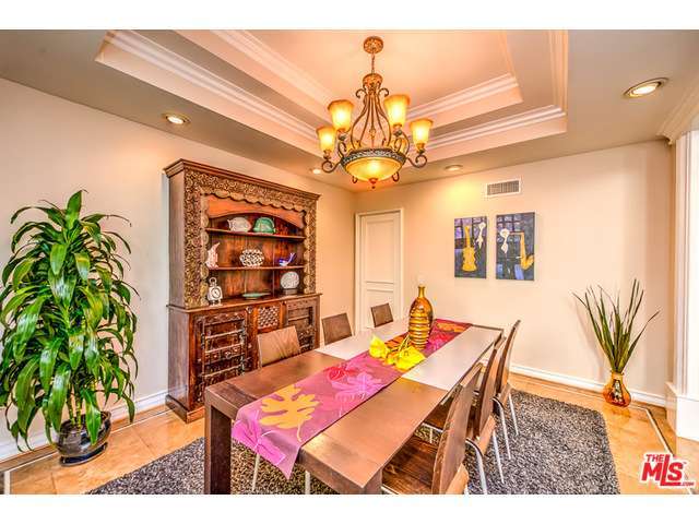 2328 BENEDICT CANYON Drive, Beverly Hills, CA 90210 - Photo 8