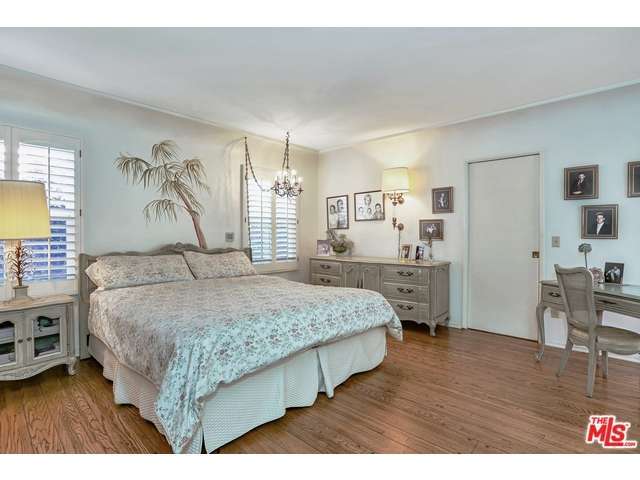 240 South CLARK Drive, Beverly Hills, CA 90211 - Photo 20