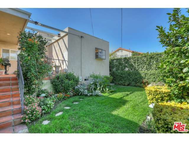 240 South CLARK Drive, Beverly Hills, CA 90211 - Photo 31