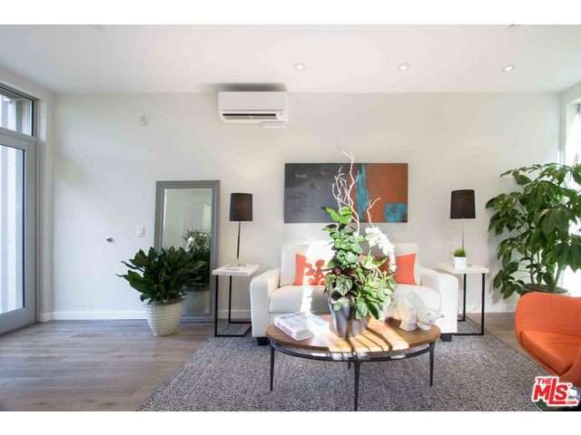 944 North STANLEY Avenue, West Hollywood, CA 90046 - Photo 2