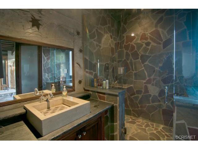 2831 Durand Drive, Hollywood Hills East, CA 90068 - Photo 21