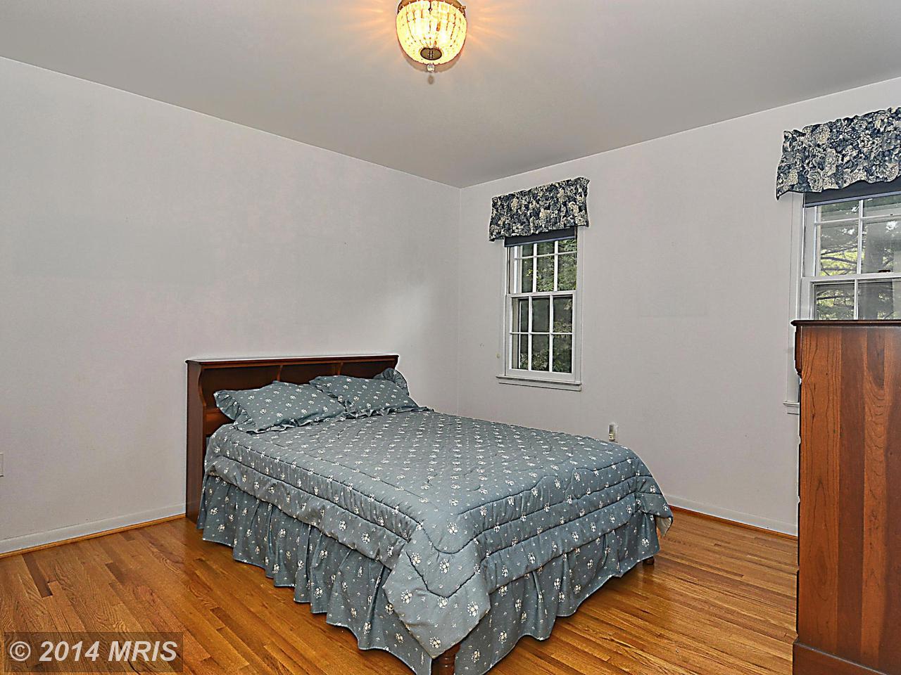 11909 VIEWCREST TER, SILVER SPRING, MD 20902 - Photo 20