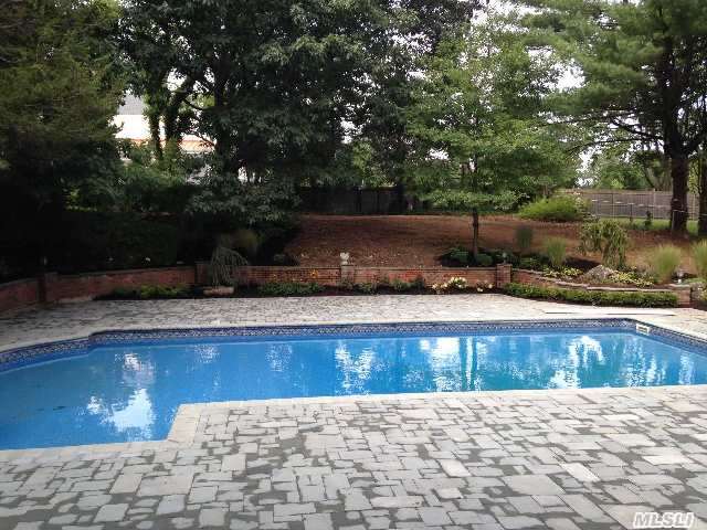 168 Cold Spring Rd, Syosset, NY 11791 - Photo 16