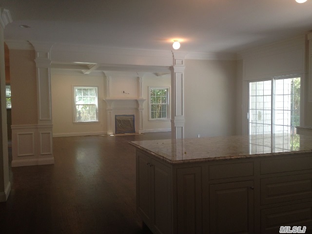 168 Cold Spring Rd, Syosset, NY 11791 - Photo 6