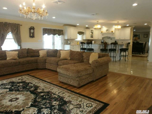 2331 Lincoln St, N. Bellmore, NY 11710 - Photo 7