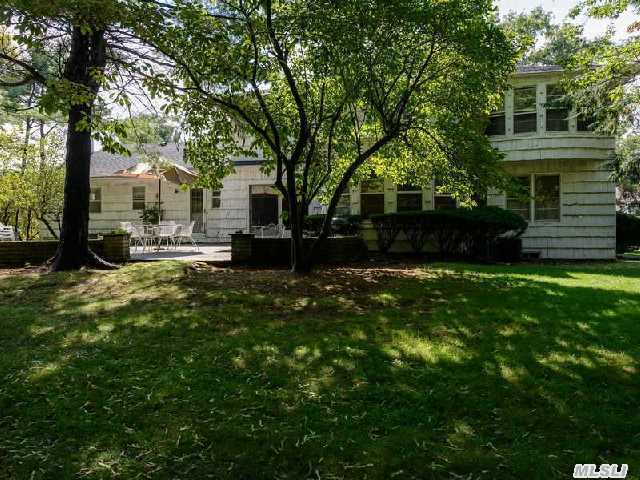 80 Heather Dr, East Hills, NY 11576 - Photo 13