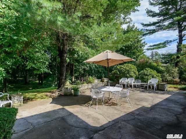 80 Heather Dr, East Hills, NY 11576 - Photo 15