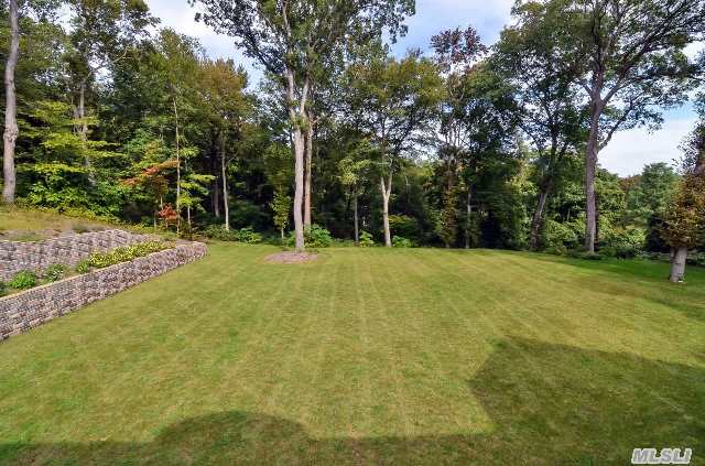 Private Rd, Oyster Bay Cove, NY 11771 - Photo 5