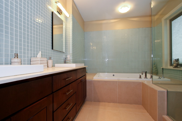 444 West 38TH Street, CHICAGO, IL 60609 - Photo 8