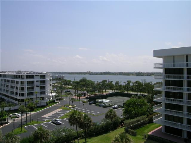 2580 S Ocean Boulevard, Palm Beach, FL 33480 - Photo 1