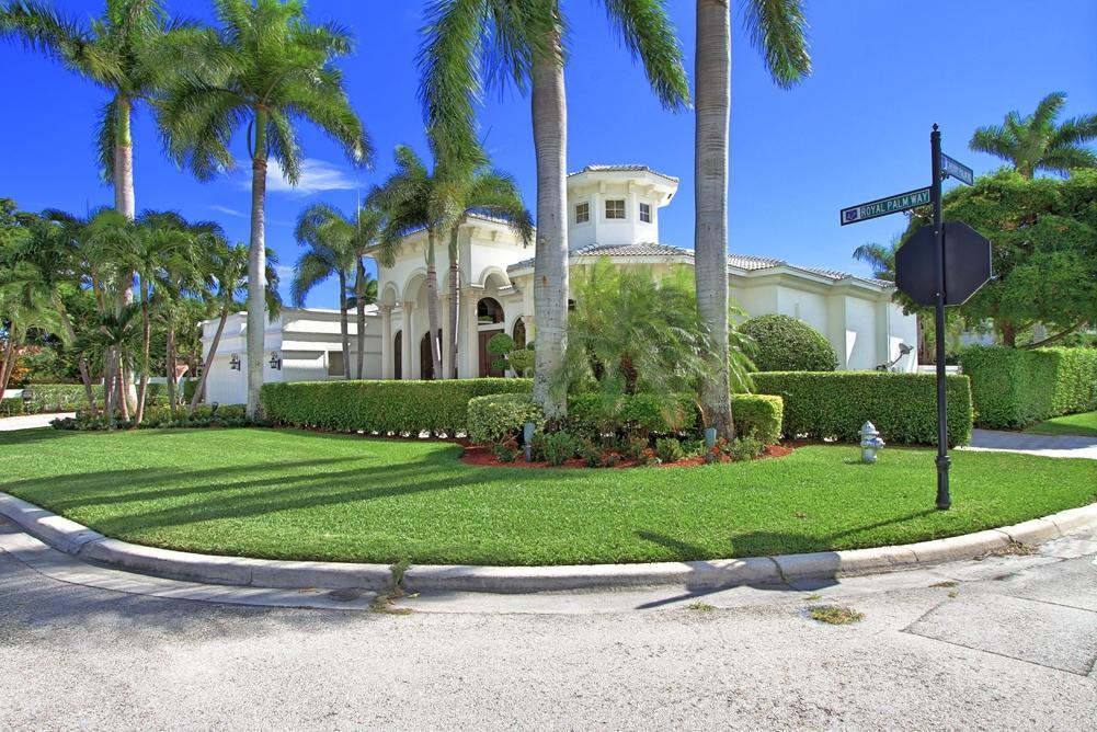 484 Royal Palm Way, Boca Raton, FL 33432 - Photo 1