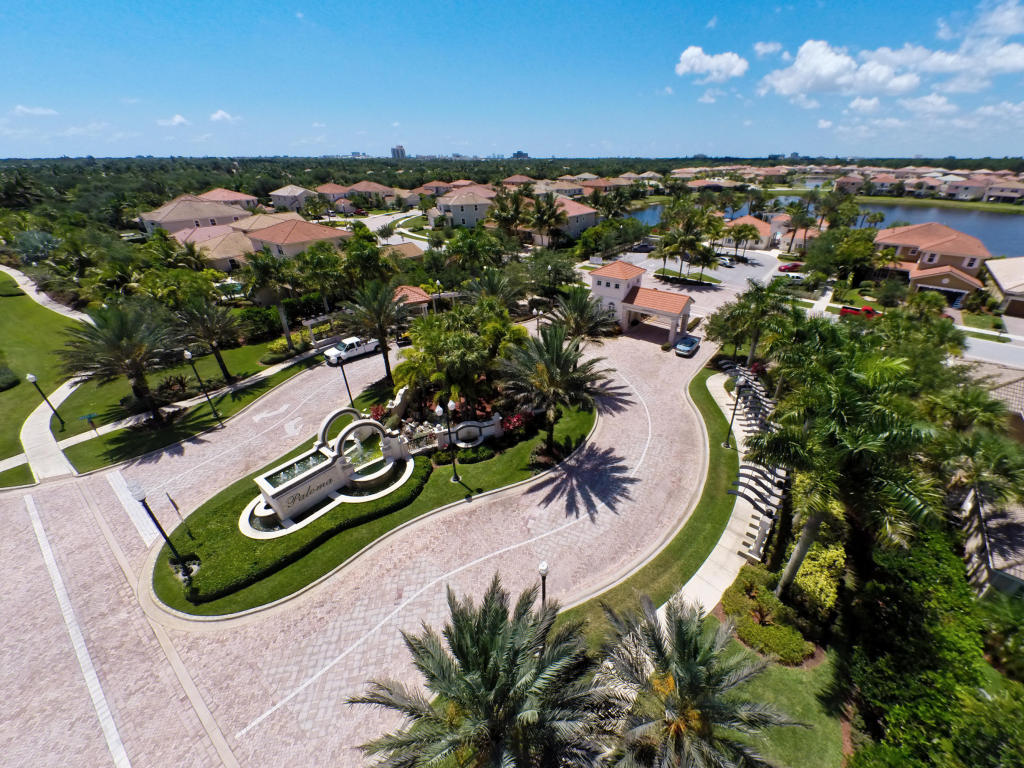 12109 Aviles Circle, Palm Beach Gardens, FL 33418 - Photo 32