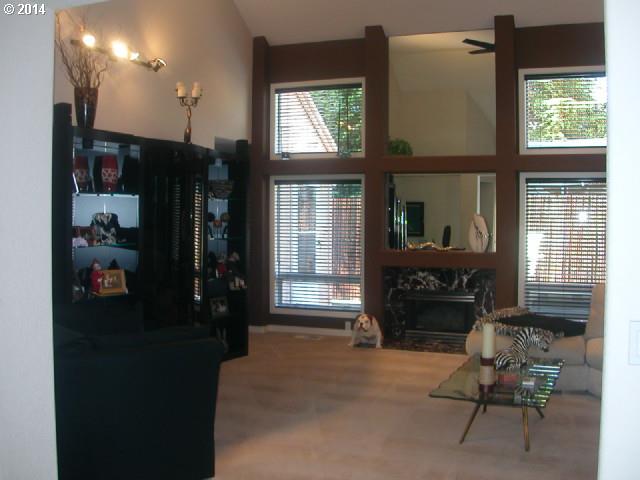 11809 SW 17TH AVE, Portland, OR 97219 - Photo 3