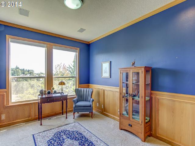 10573 NW LE MANS CT, Portland, OR 97229 - Photo 11