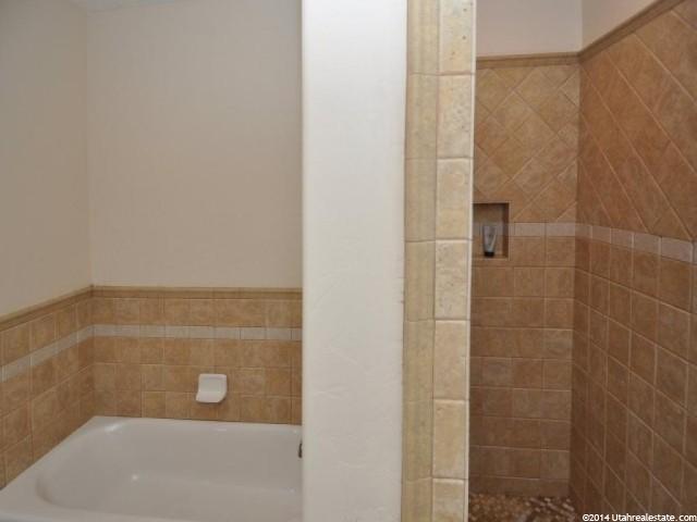 4665 S SYCAMORE DR E, Holladay, UT 84117 - Photo 21